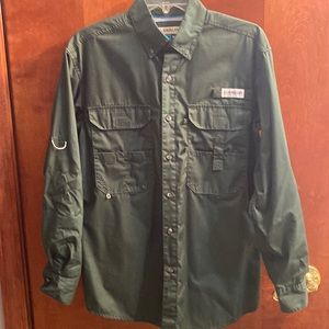 Magellan Outdoors Button Down Shirt